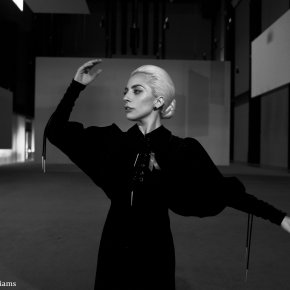 No, Lady Gaga Did NOT Confirm That She Has Rheumatoid&nbsp;Arthritis